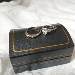WOMENS 18K WHITE GOLD WEDDING RING SET